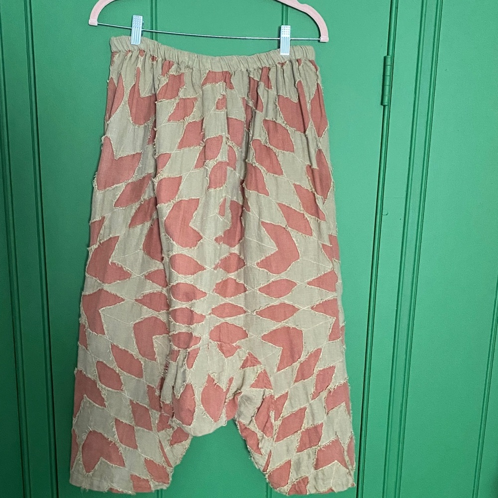 Magnolia Pearl quilted drop crotch draw string waist pants